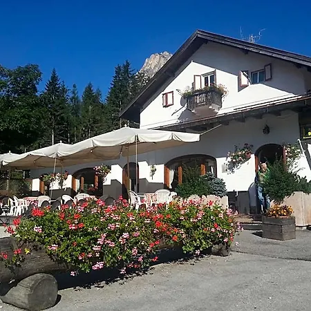 Hotel Fiames Cortina dʼAmpezzo