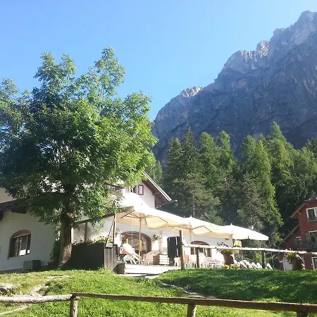 Fiames Hotel