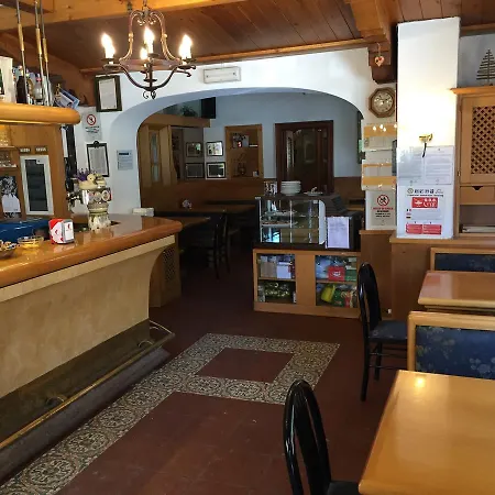 Ξενοδοχείο Fiames