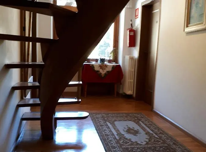 피아메스 호텔 *